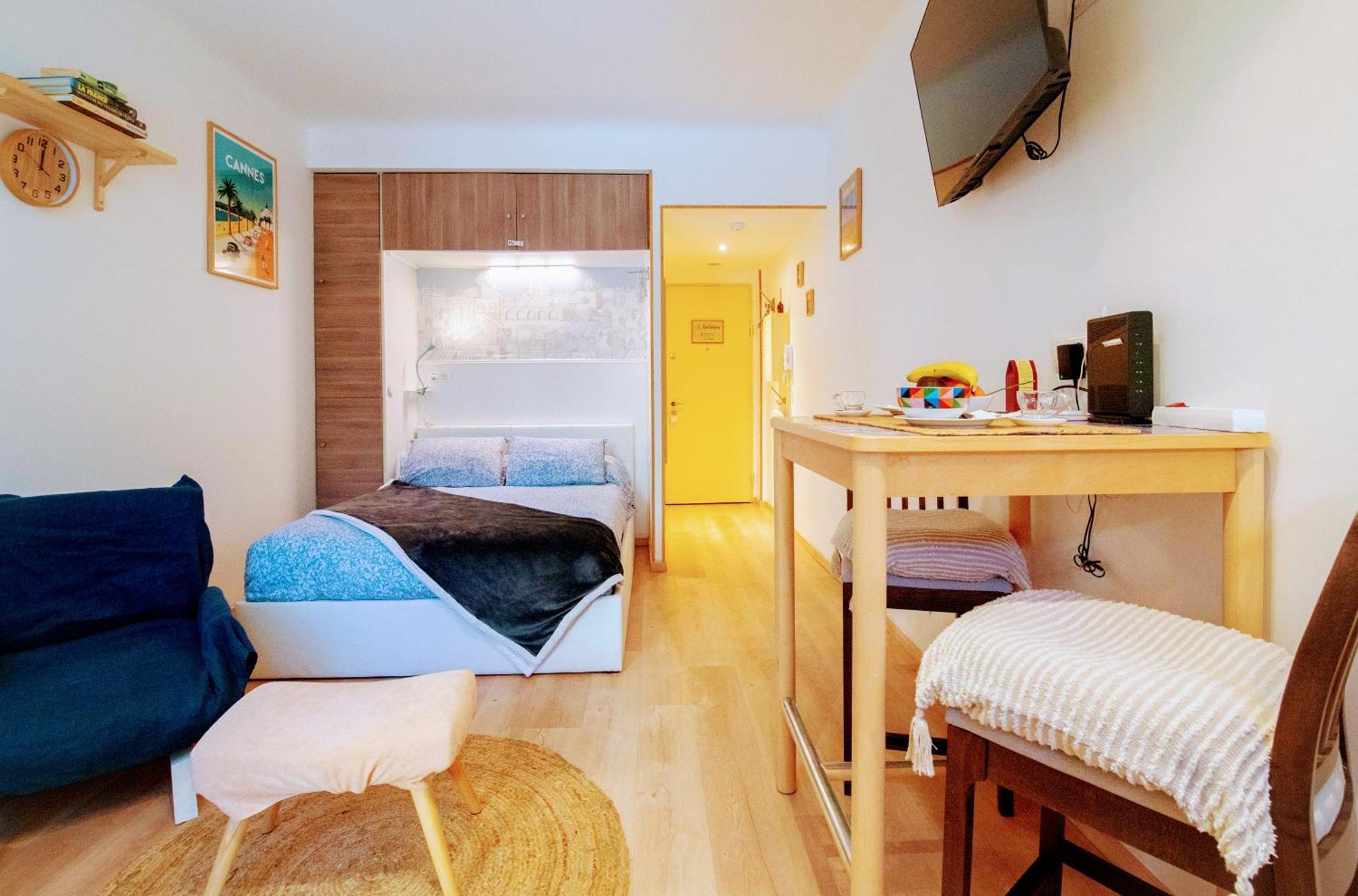 Haliviera - Golden Square, 1Min From Beach Διαμέρισμα Νίκαια Εξωτερικό φωτογραφία